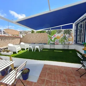 Endless Summer House (adults Only) Ostello